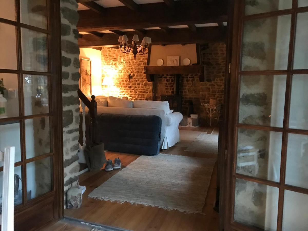 Bed and Breakfast Le Jardin Des Fees Savigny-le-Vieux Экстерьер фото