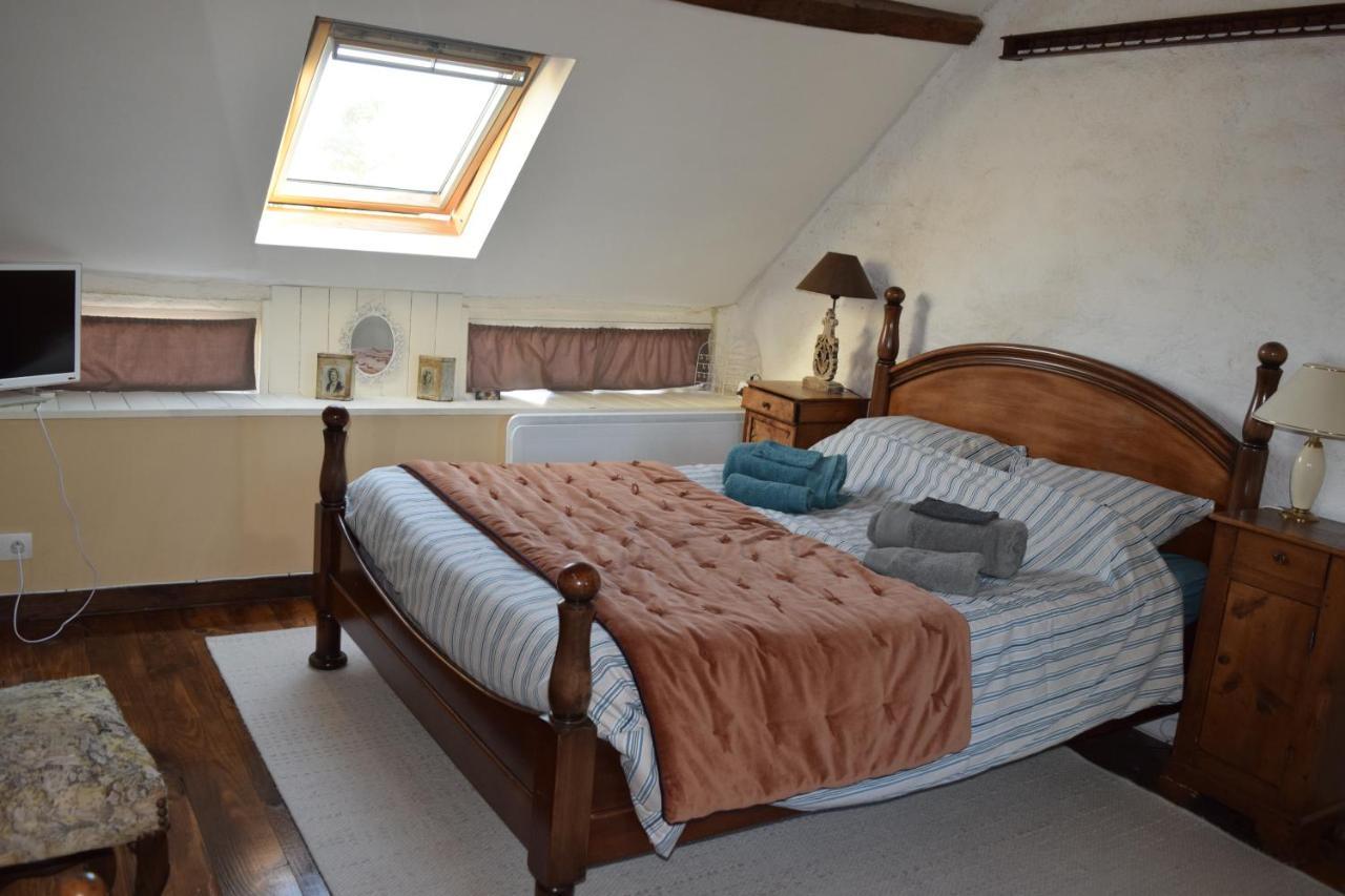 Bed and Breakfast Le Jardin Des Fees Savigny-le-Vieux Экстерьер фото